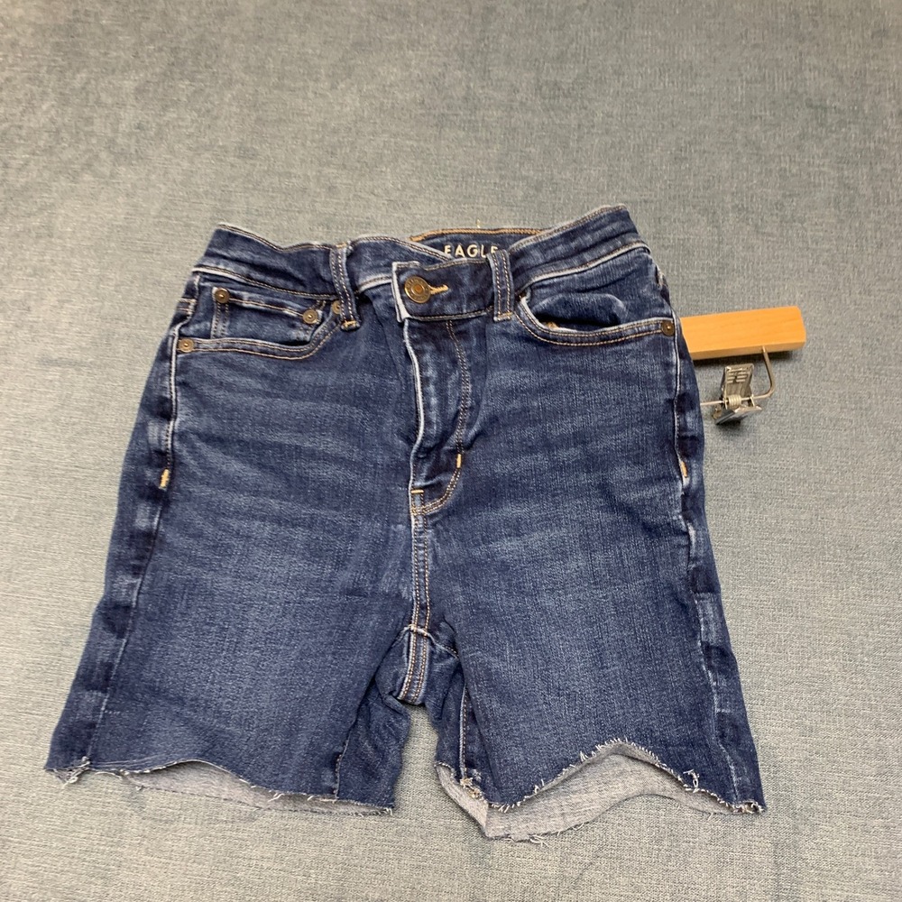 American Eagle Outfitters Next Level Stretch Bermuda Shorts Womens 2R Blue Denim